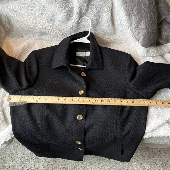 Tahari Black Boucle Jacket Gold-Tone Button, 14W - Picture 13 of 14